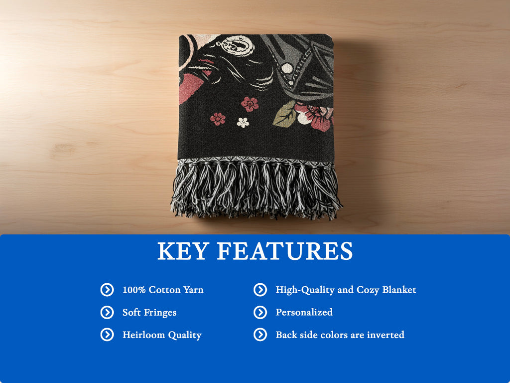 High-Quality and Cozy Blanket With Soft Fringes